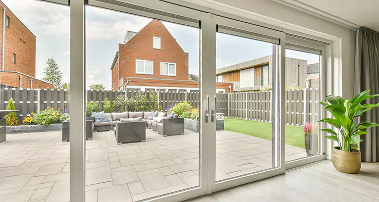 Best Sliding Screen Door Replacement Company in East Lake, FL