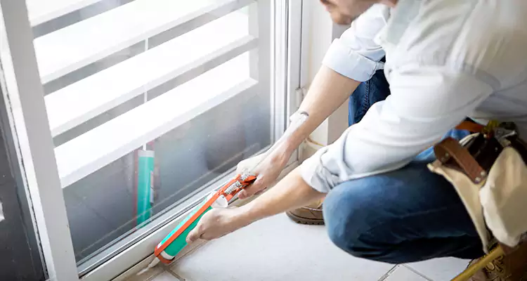 Dap Window Caulk Repair in East Lake, FL